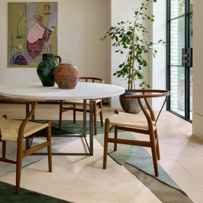 Barevný vlněný koberec...