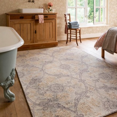 Vlněný koberec Laura Ashley...